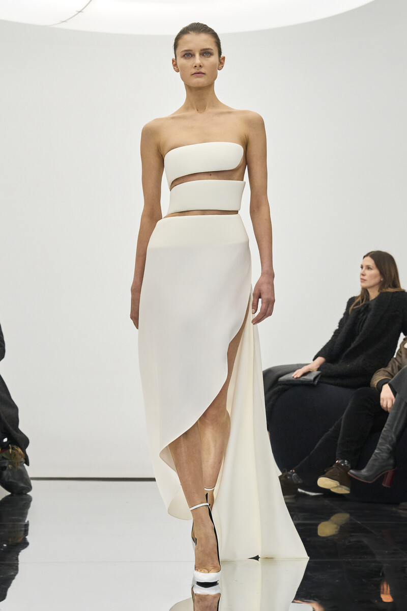 Alaïa2024秋冬系列。