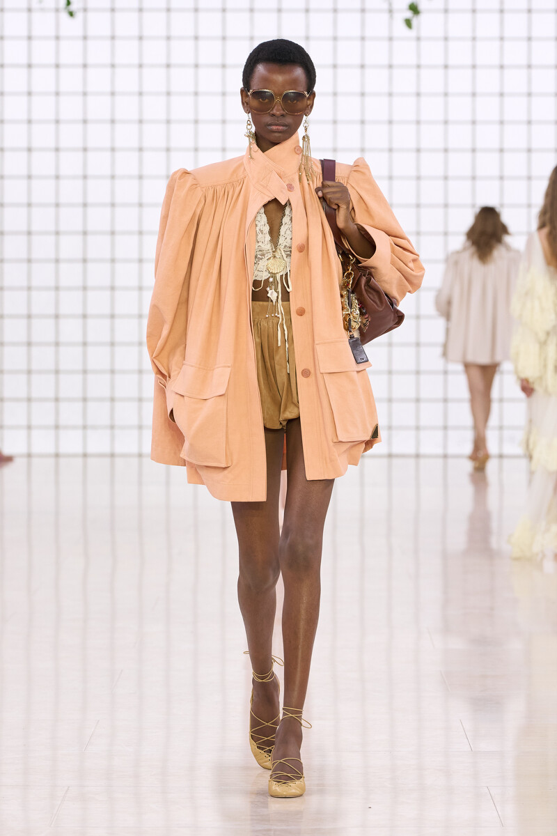 Chloe SS25。